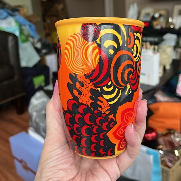 Cirque Du Soleil Orange/Black Mug. No chips or cracks! - Picture 2 of 5